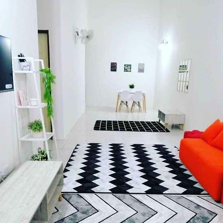 Nur Zahra Sungkai Homestay المظهر الخارجي الصورة