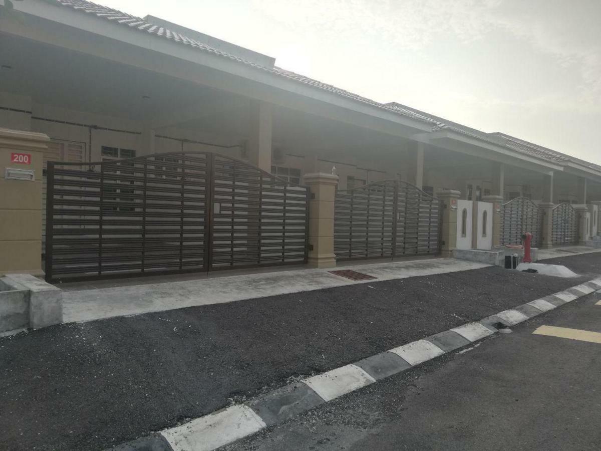 Nur Zahra Sungkai Homestay المظهر الخارجي الصورة